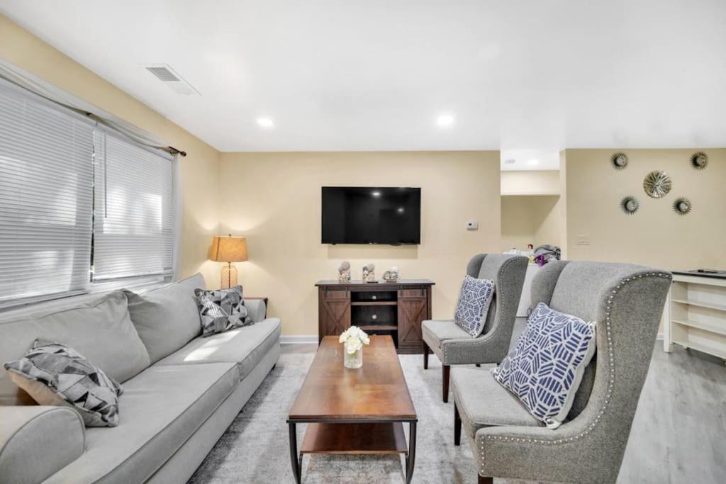 Cozy 2 Bedroom Pineville-Matthews Duplex Sleeps 8 Charlotte Exterior foto