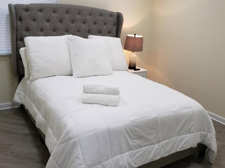 Cozy 2 Bedroom Pineville-Matthews Duplex Sleeps 8 Charlotte Exterior foto
