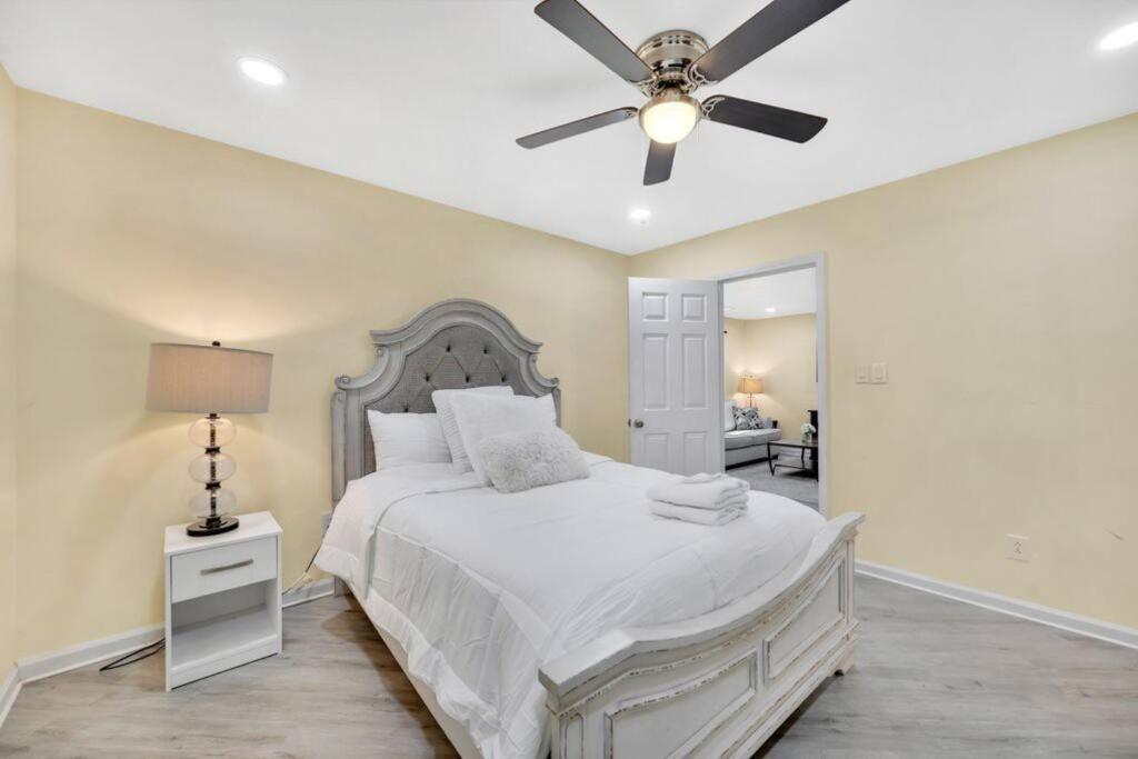 Cozy 2 Bedroom Pineville-Matthews Duplex Sleeps 8 Charlotte Exterior foto